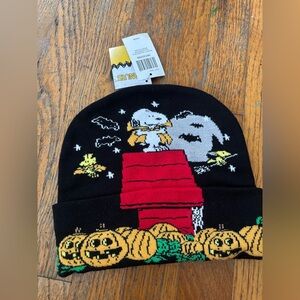 Peanuts snoopy vampire Woodstock Halloween beanie